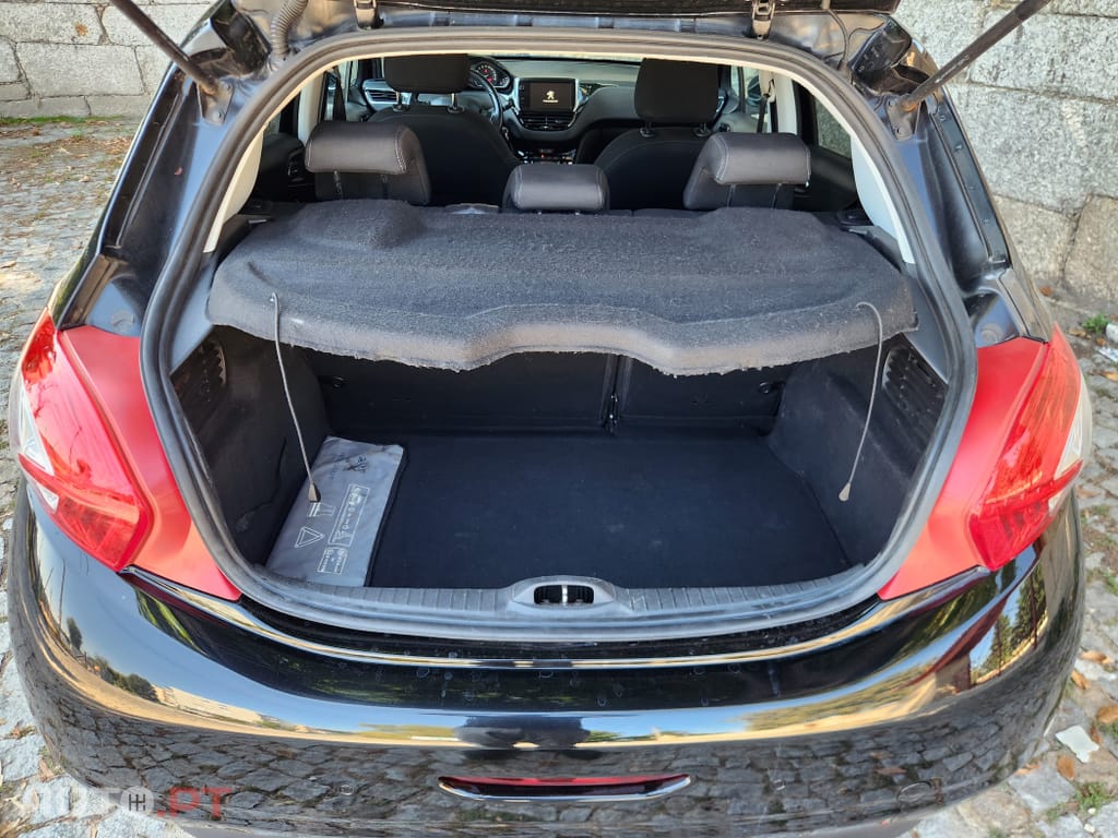 Peugeot 208 1.2 VTi Allure
