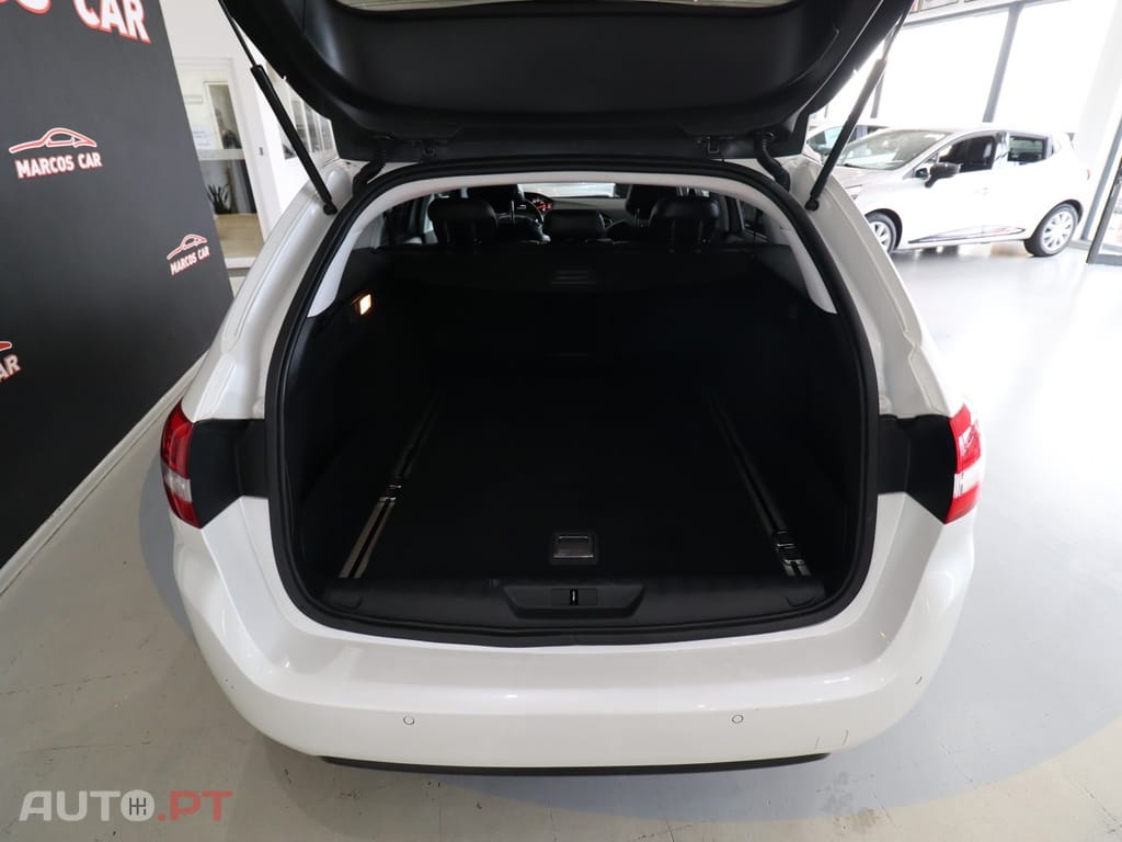 Peugeot 308 SW 1.6 BlueHDi Allure J18 EAT6