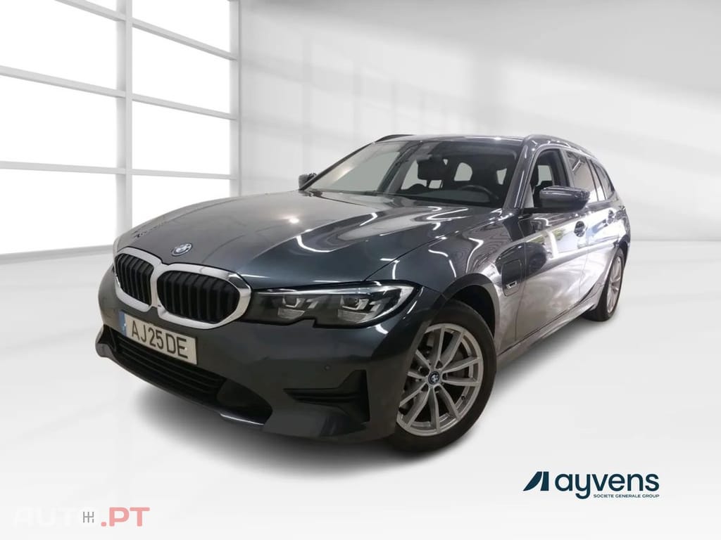 BMW 330 e Auto
