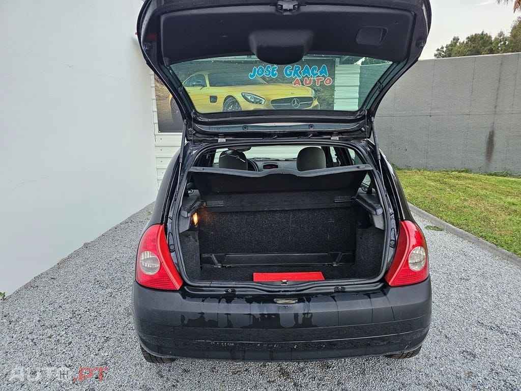 Renault Clio 1.2 Confort Authentique