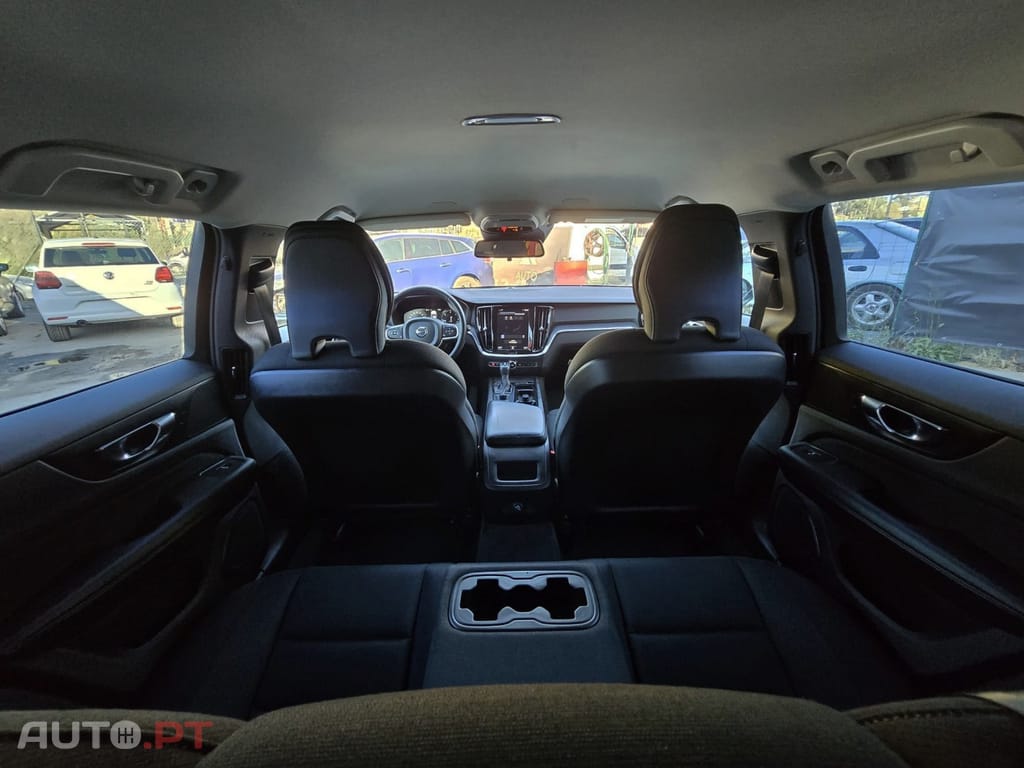 Volvo V60 2.0 D3 Momentum Plus Geartronic