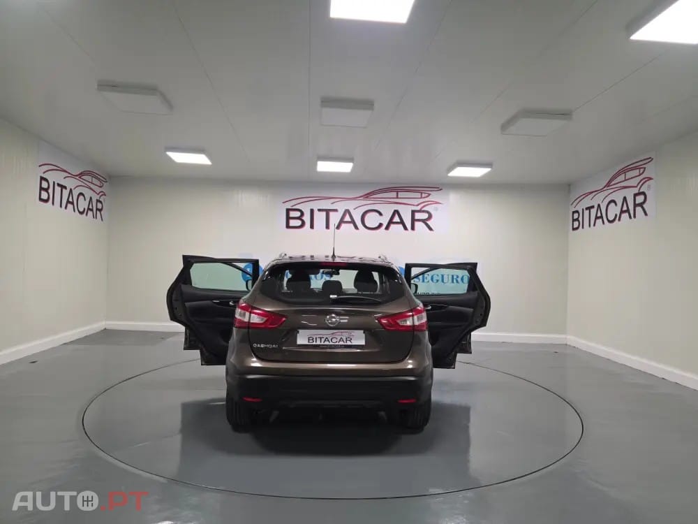 Nissan Qashqai 1.5 dCi N-Connecta Led