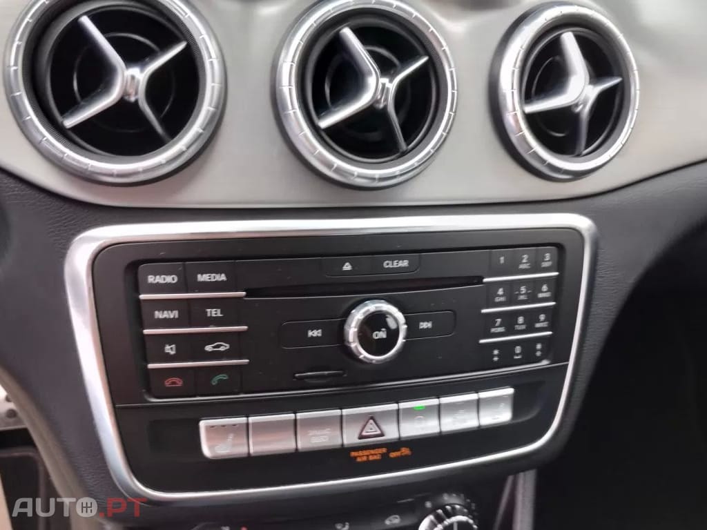 Mercedes-Benz CLA 200 d Shooting Brake AMG Line