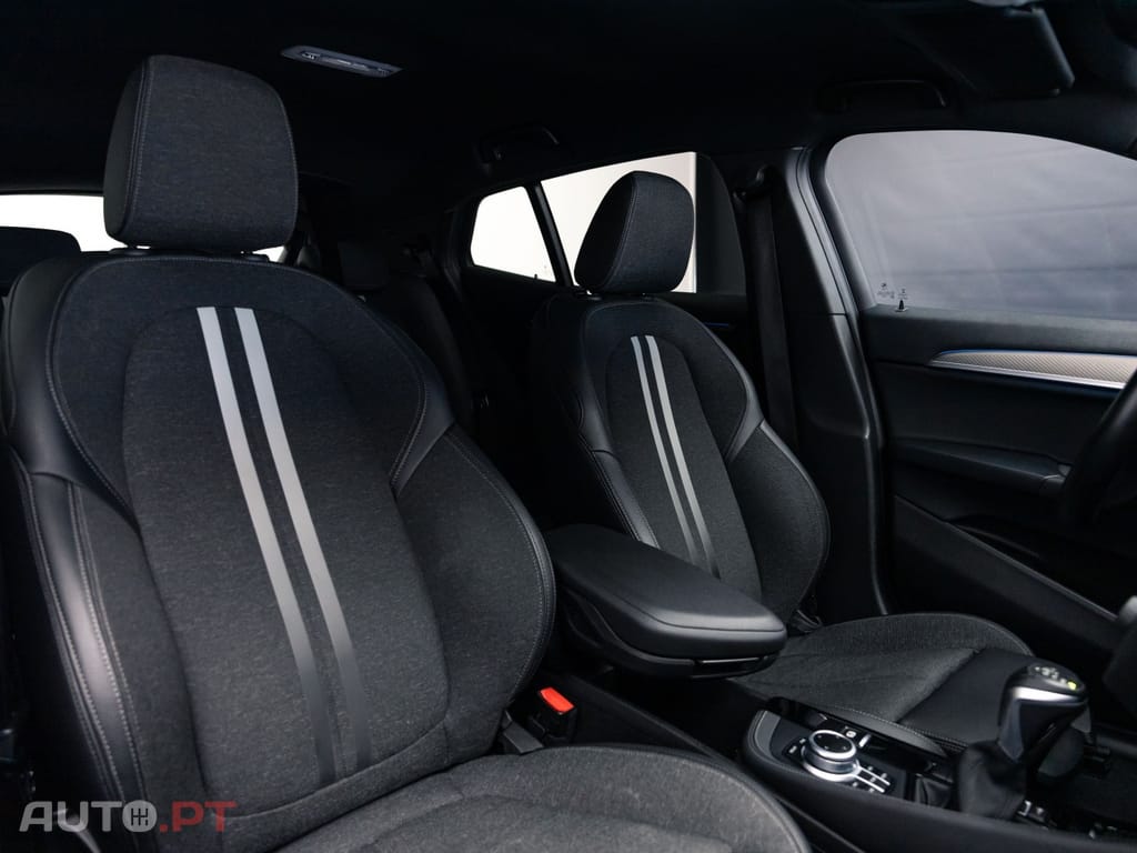 BMW X2 25 e xDrive Pack M