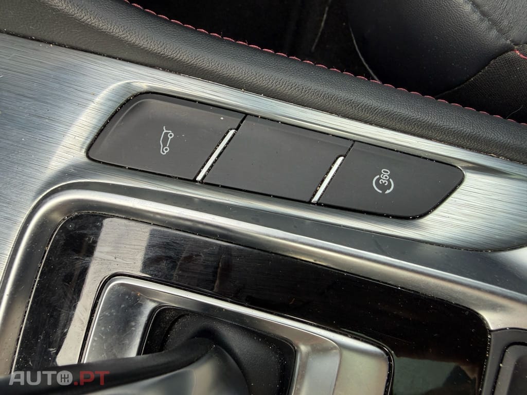 MG EHS PHEV Hybrid Luxury I.V.A DEDUTIVEL