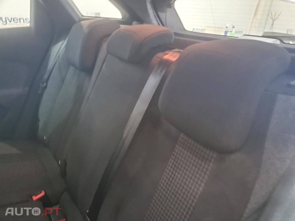 Peugeot 3008 1.5 BlueHDi Active Pack