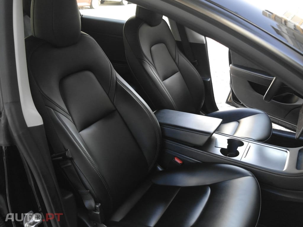 Tesla Model 3 Long Range Tração Traseira