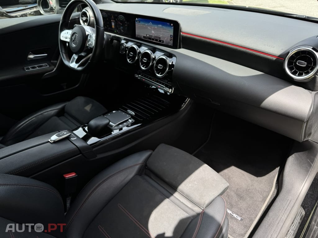 Mercedes-Benz A 250 e AMG Line