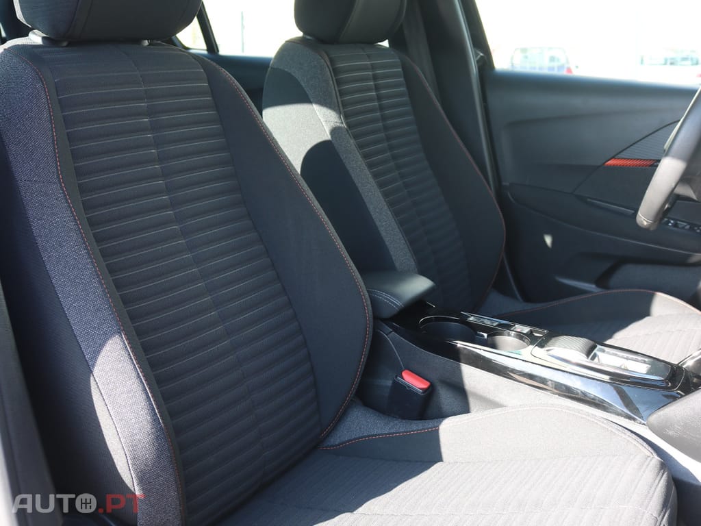 Peugeot E-208 Active Pack