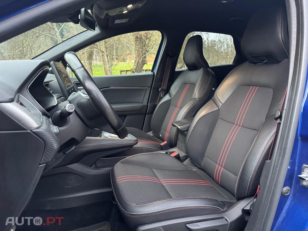 Renault Captur 1.6 E-Tech RS Line