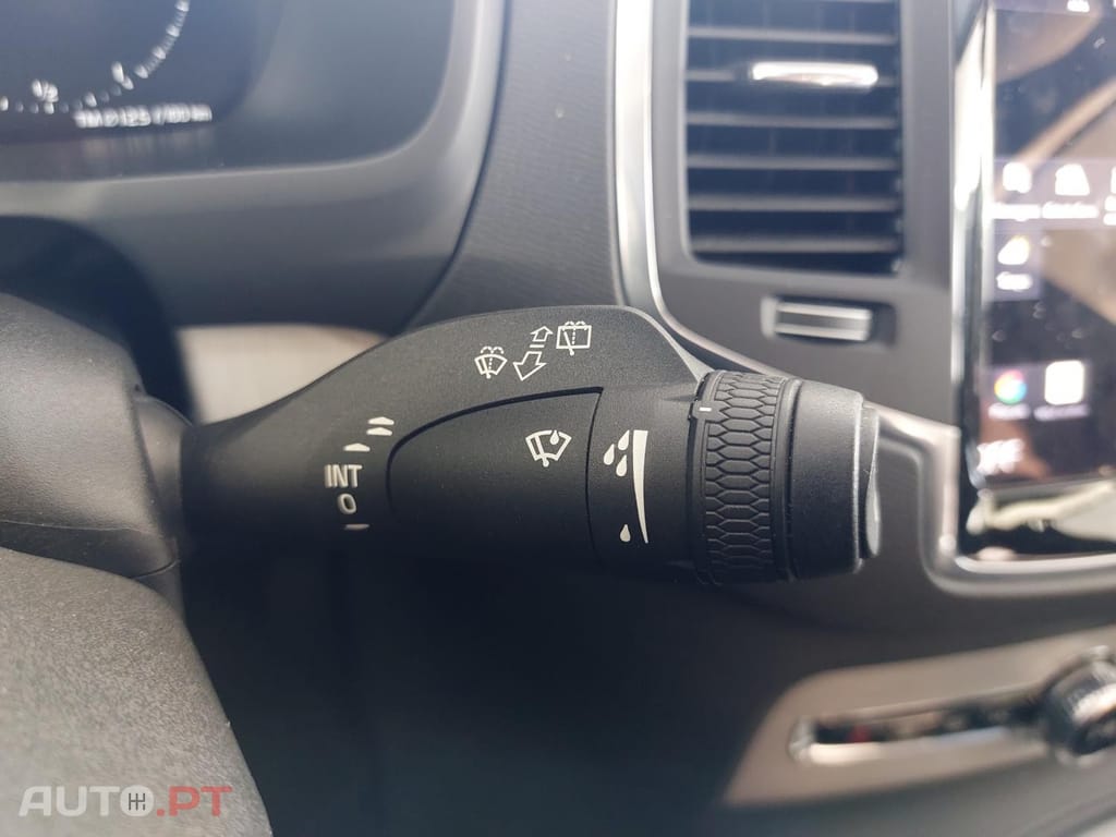 Volvo XC90 2.0 T8 PHEV Momentum Plus AWD