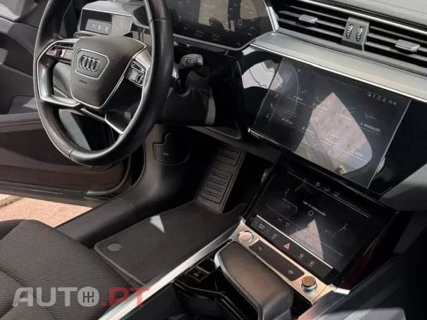 Audi E-Tron 50 quattro