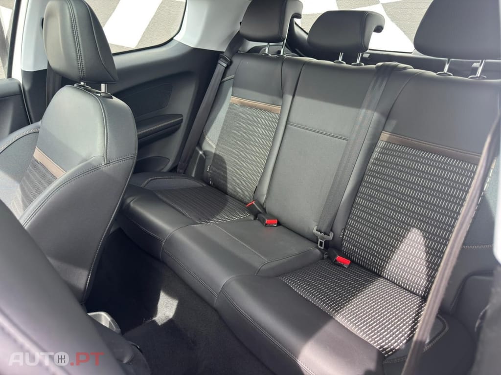 Peugeot 208 1.2 VTi Allure