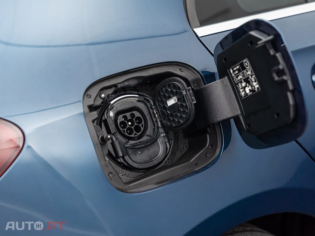 Mercedes-Benz A 250 e Style Plus