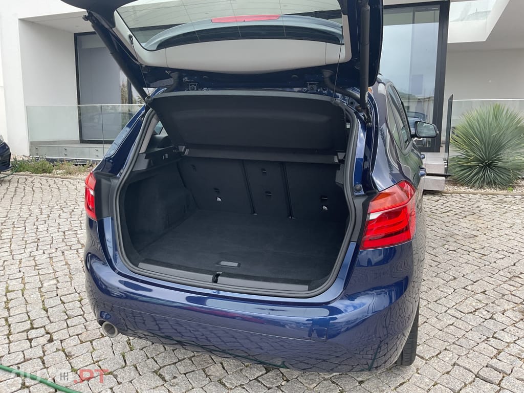 BMW 216 d Advantage