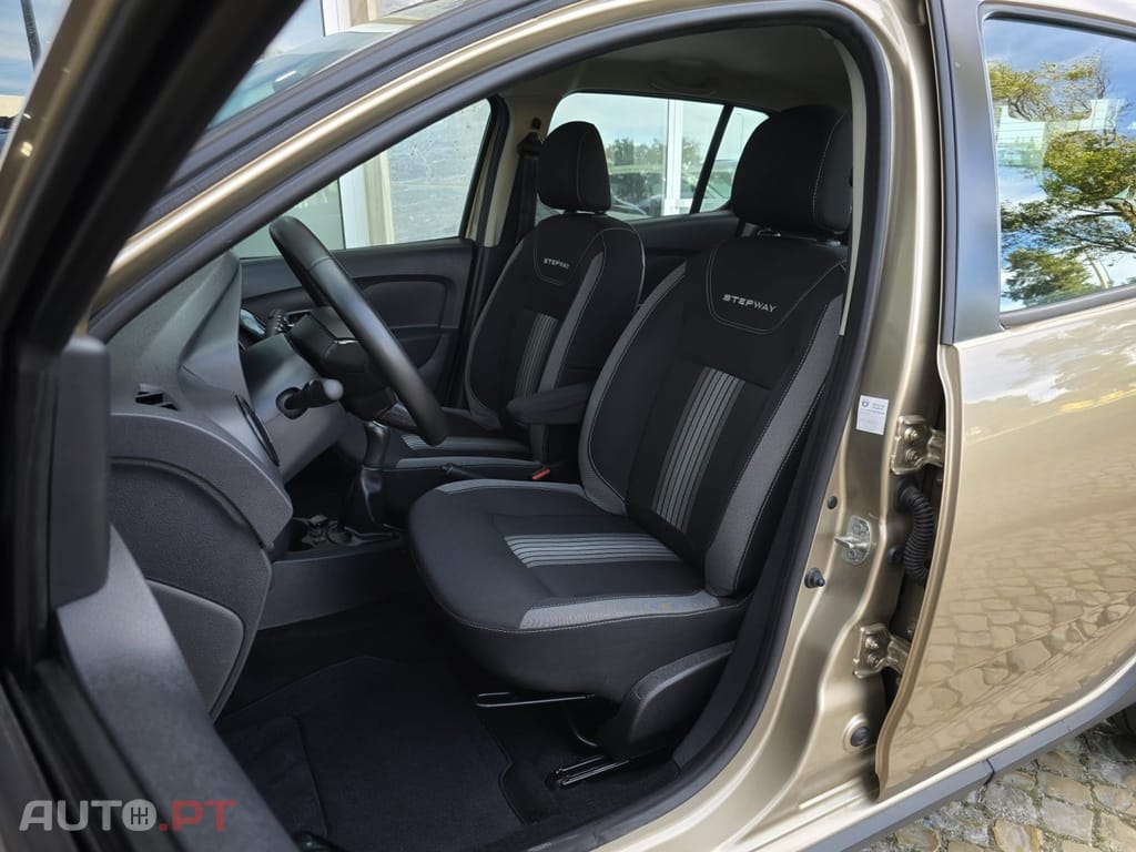 Dacia Sandero Stepway TCe 90 Ambiance