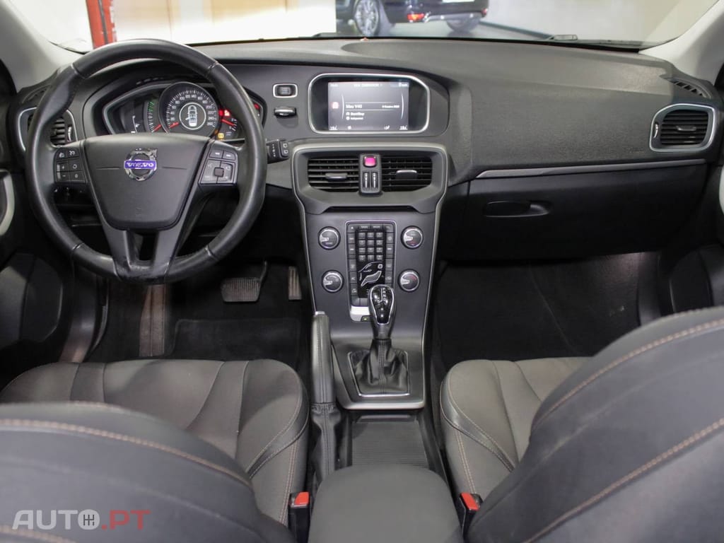 Volvo V40 Cross Country 2.0 D2 Kinetic Geartronic