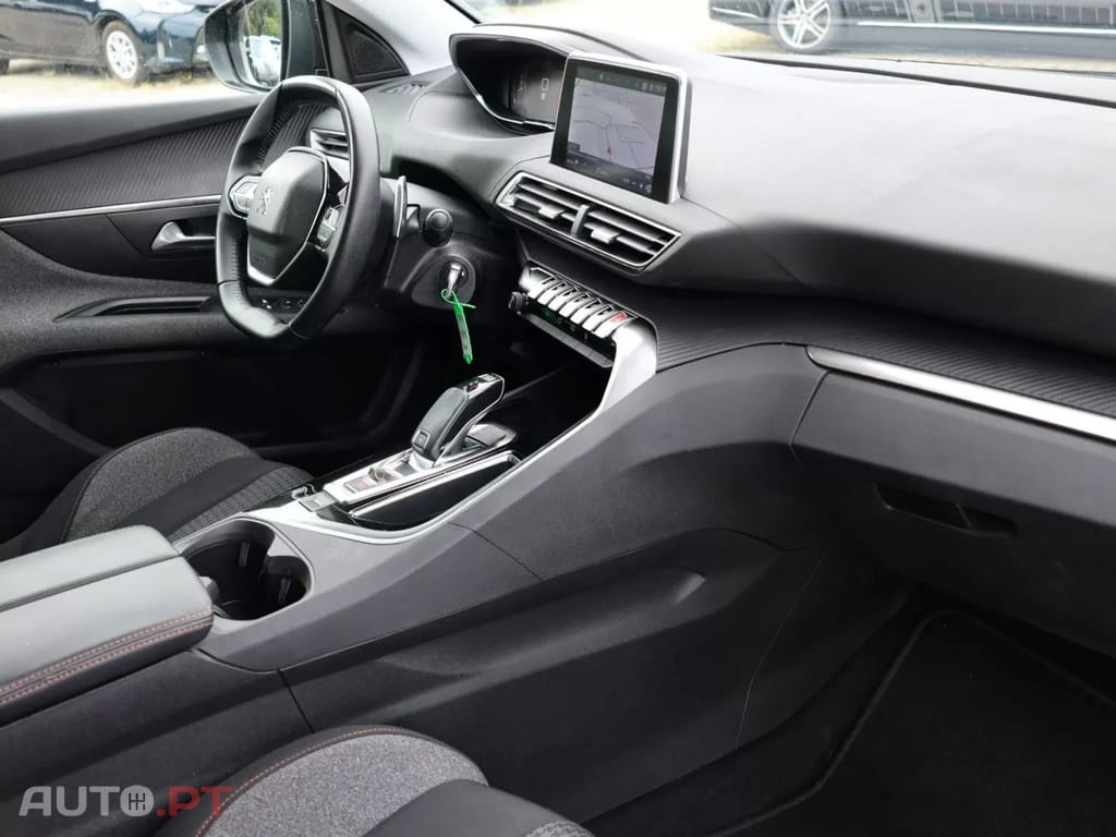 Peugeot 3008 1.2 PureTech Active Pack
