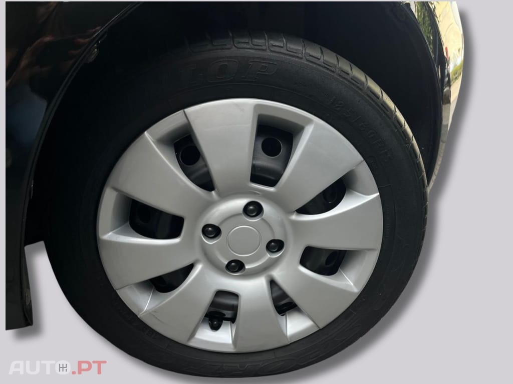 Toyota Yaris 1.4D 4D