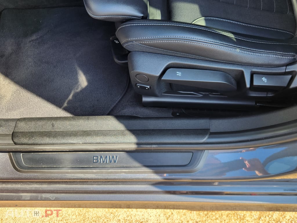 BMW 320 e Auto