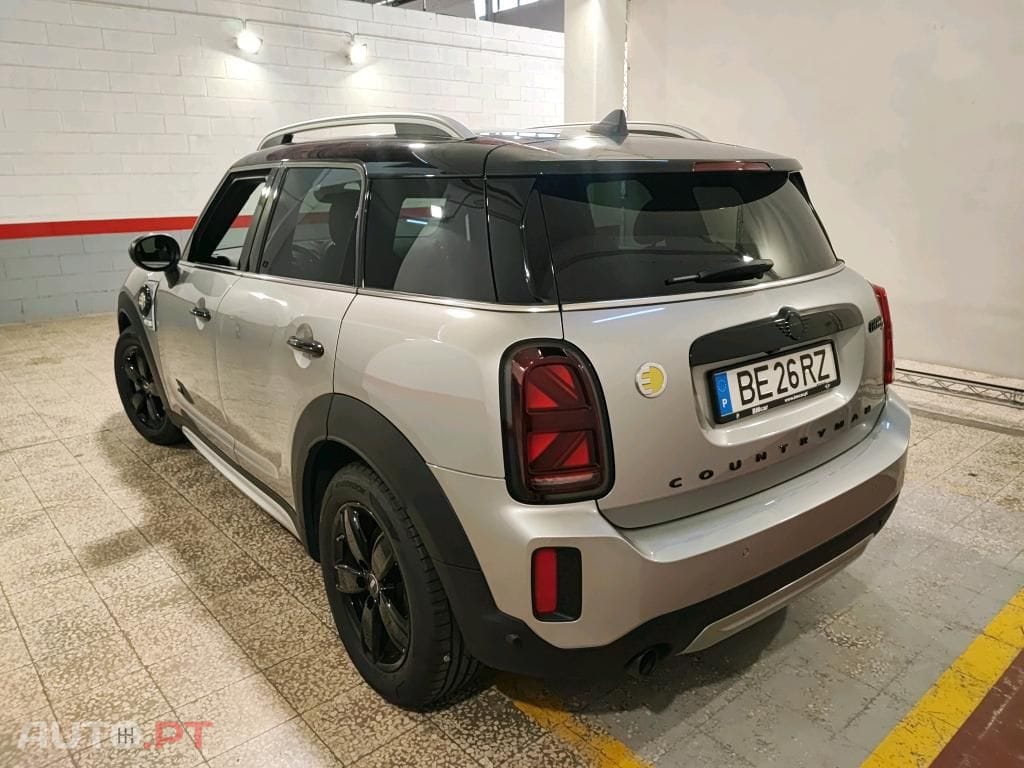 MINI Countryman Cooper SE Premium Essential Auto