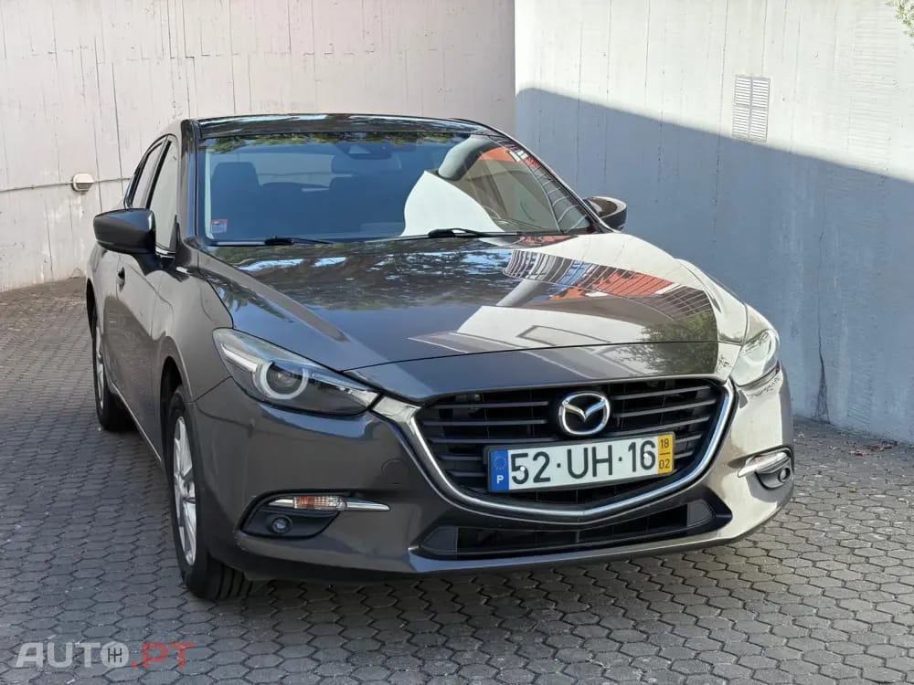 Mazda 3 1.5 Sky-G Evolve HS Navi