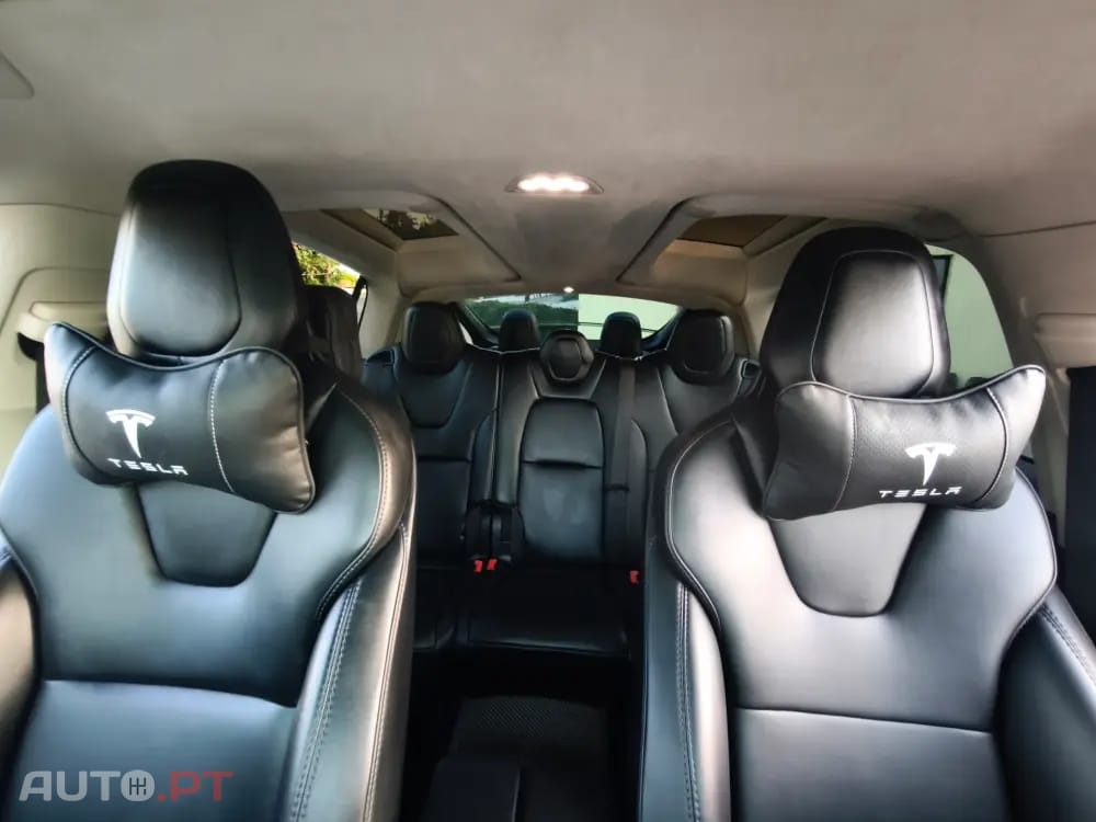 Tesla Model X 100D