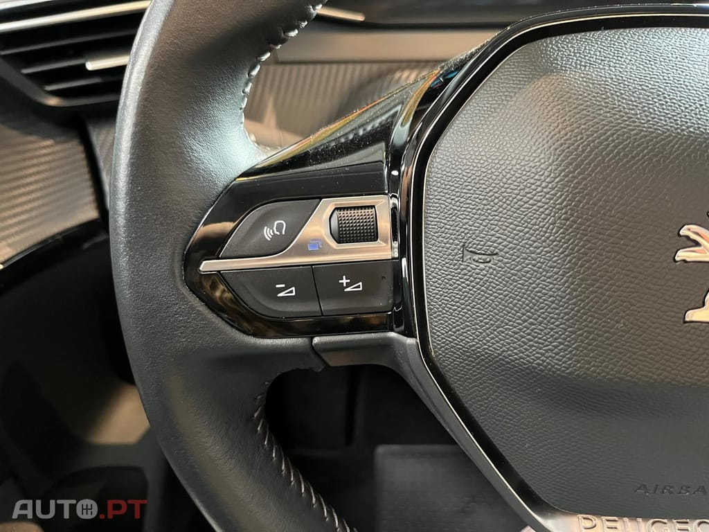 Peugeot E-208 Active Business I.V.A DEDUTÍVEL
