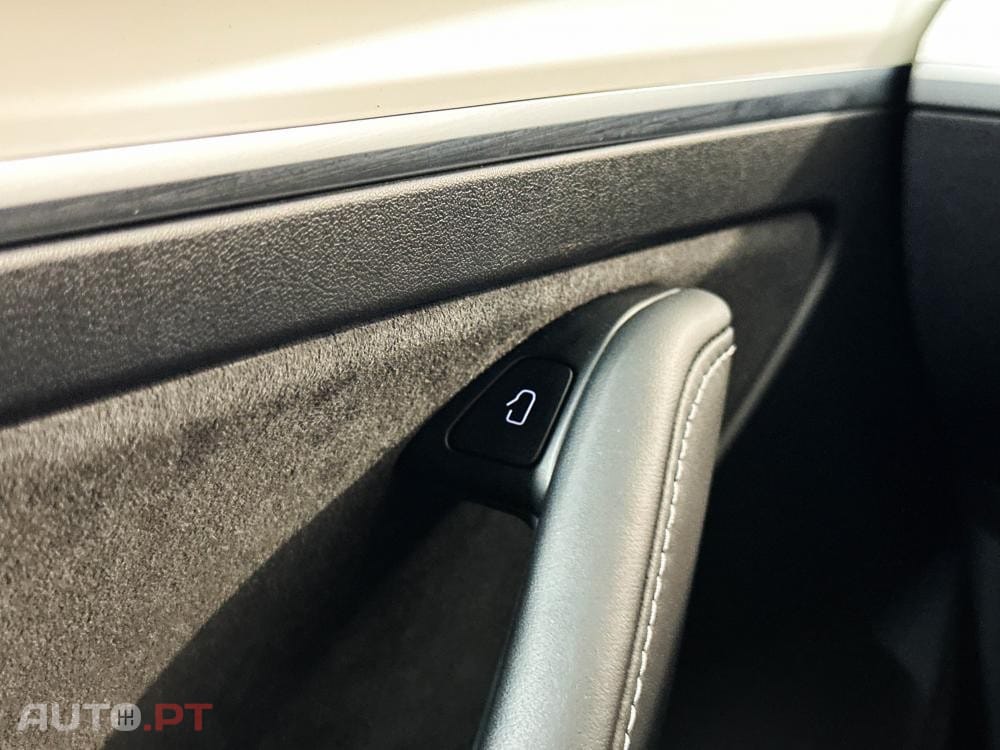 Tesla Model 3 Performance AWD