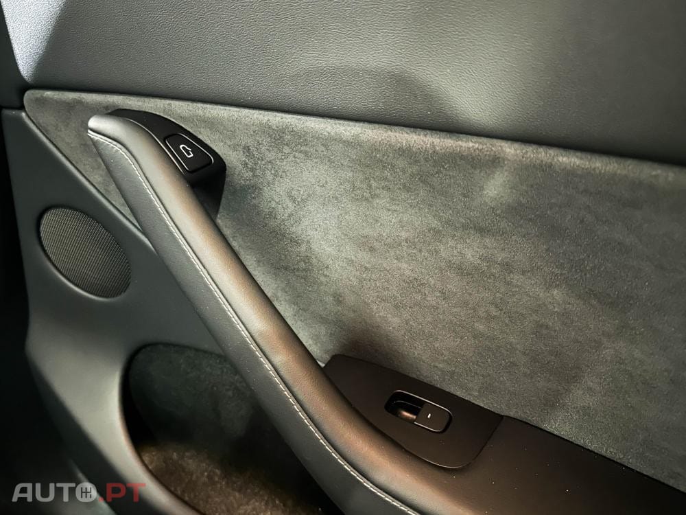 Tesla Model Y Performance Dual Motor AWD