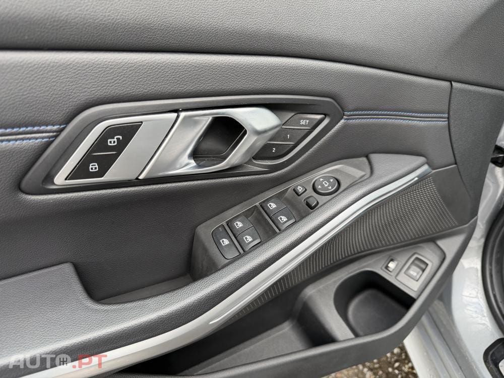 BMW 330 e Pack 50 anos M Auto