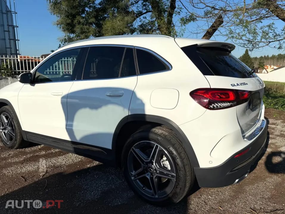 Mercedes-Benz GLA 250 e AMG Line