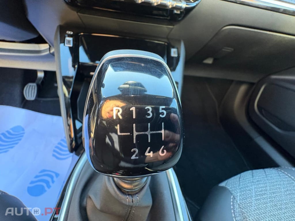 Peugeot 2008 1.2 PureTech Allure Pack