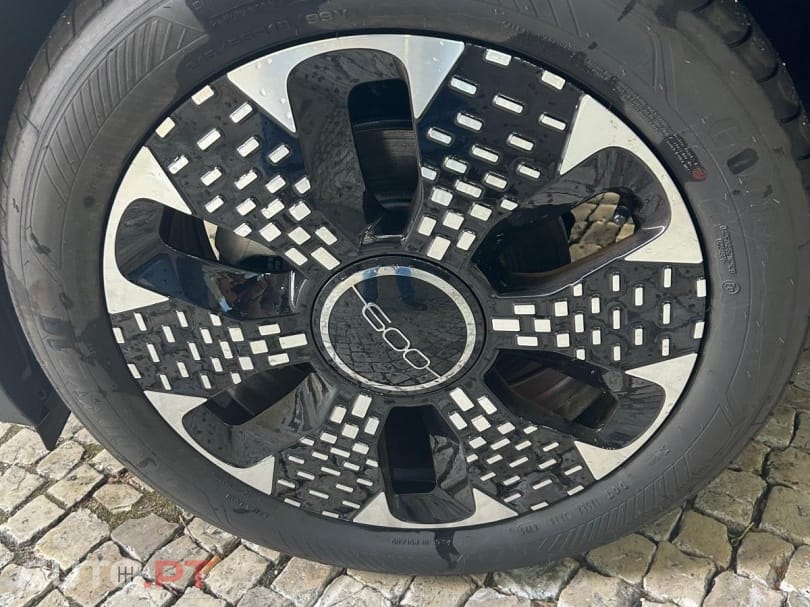Fiat 600e 54 kWh La Prima
