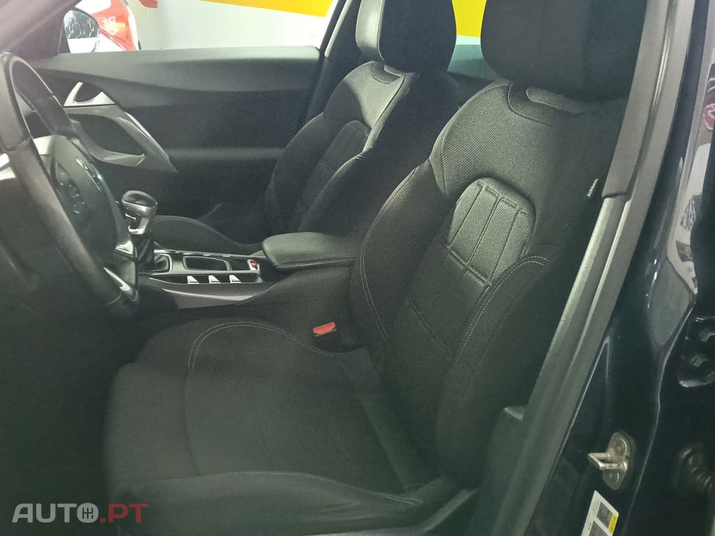 DS DS5 1.6 BlueHDi Chic