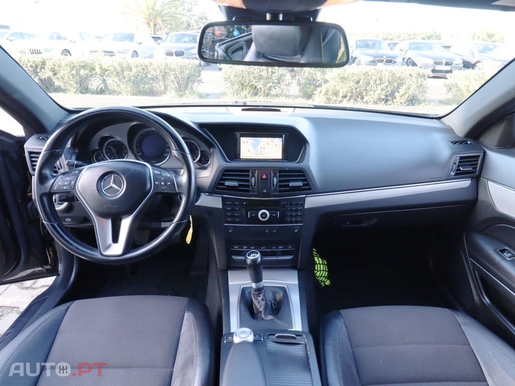 Mercedes-Benz E 220 CDi BlueEfficiency