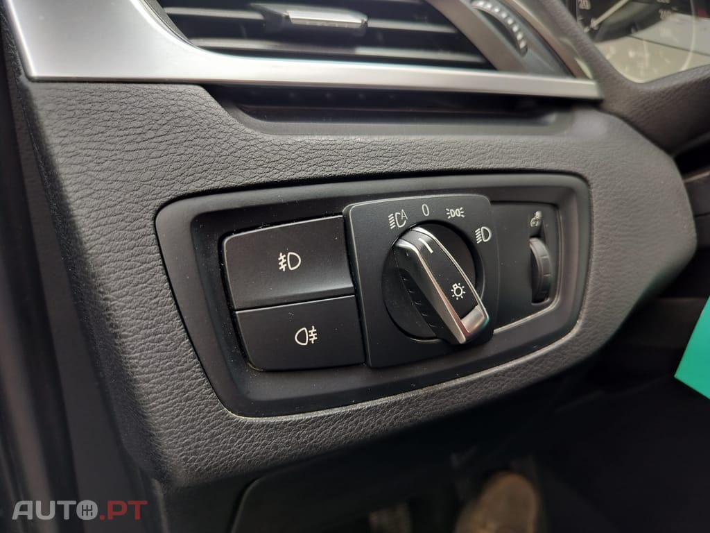 BMW X1 SDrive 16d XLine M-Pack