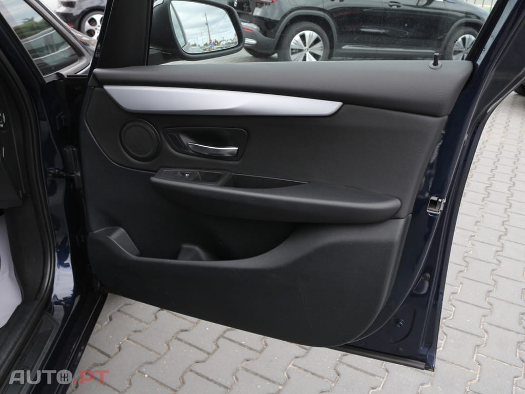 BMW 216 d Advantage