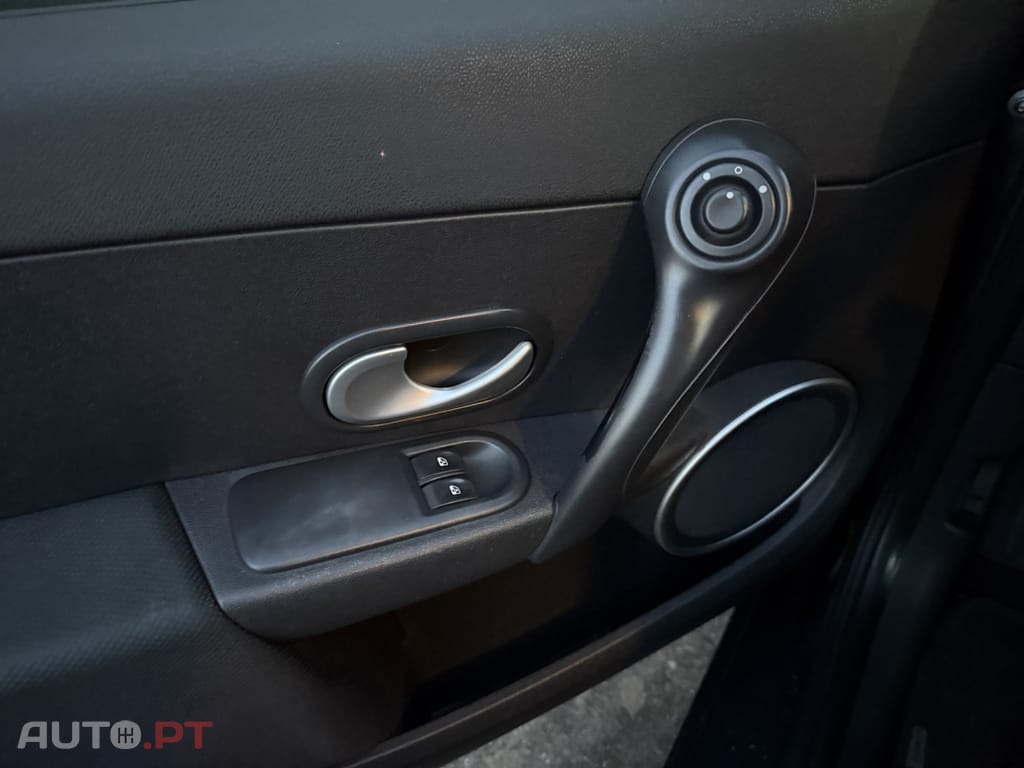 Renault Clio Break 1.2 16V Dynamique