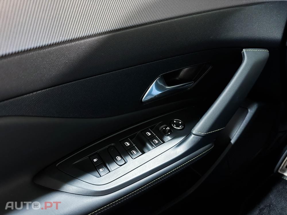Peugeot 308 1.6 Hybrid GT Pack e-EAT8
