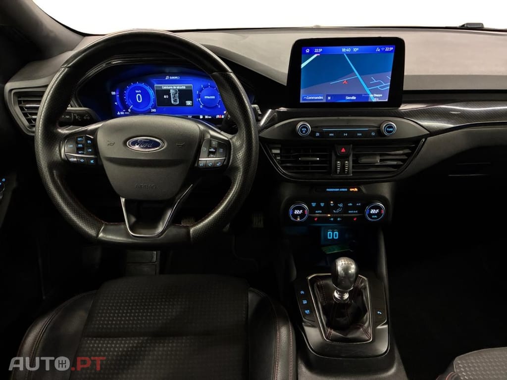 Ford Focus SW 1.0 EcoBoost ST-Line X