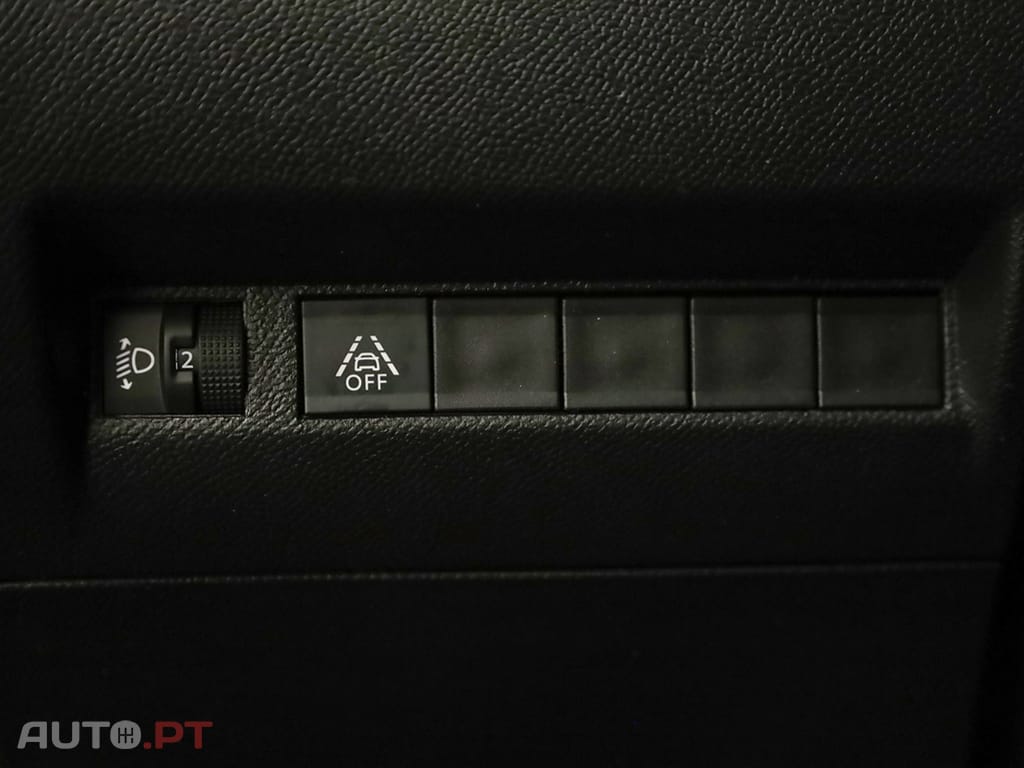 Peugeot 2008 2008 1.2 PureTech Active Pack