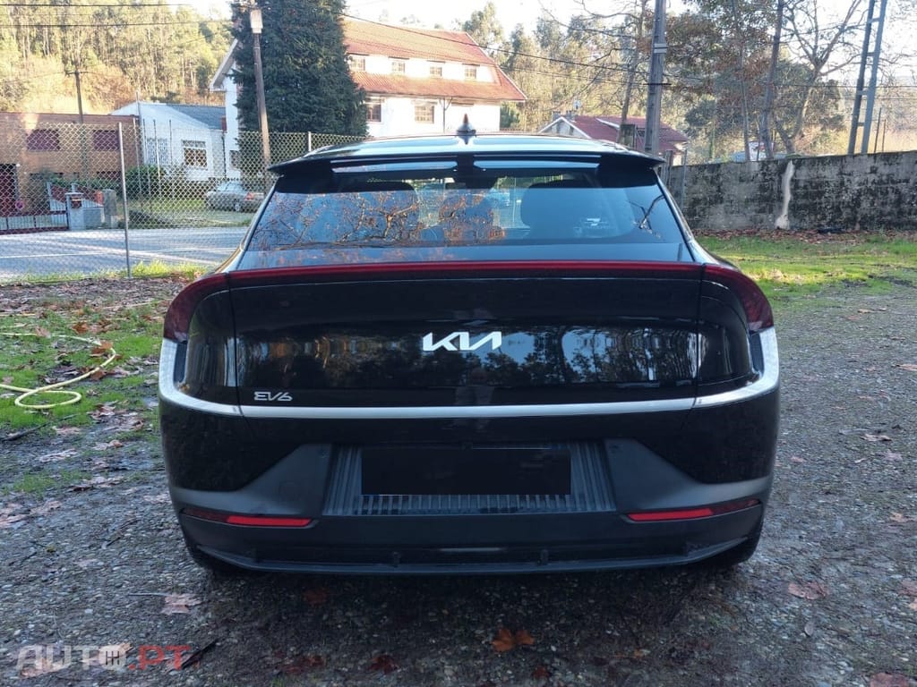 Kia EV6 77.4 kWh Earth