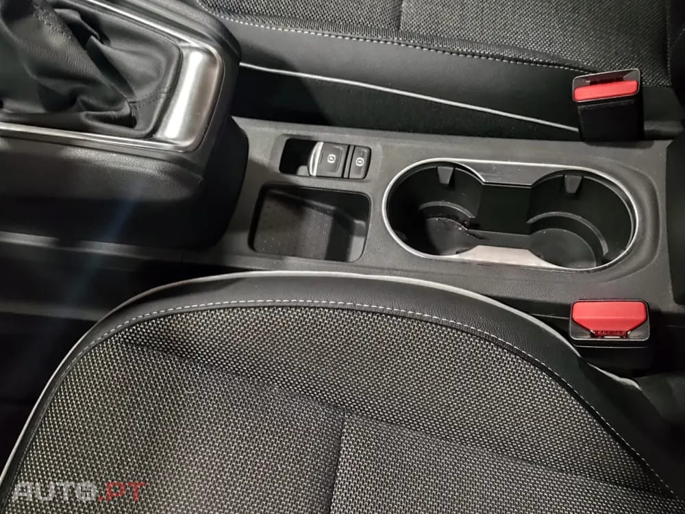 Renault Captur 1.0 TCe Techno Bi-Fuel