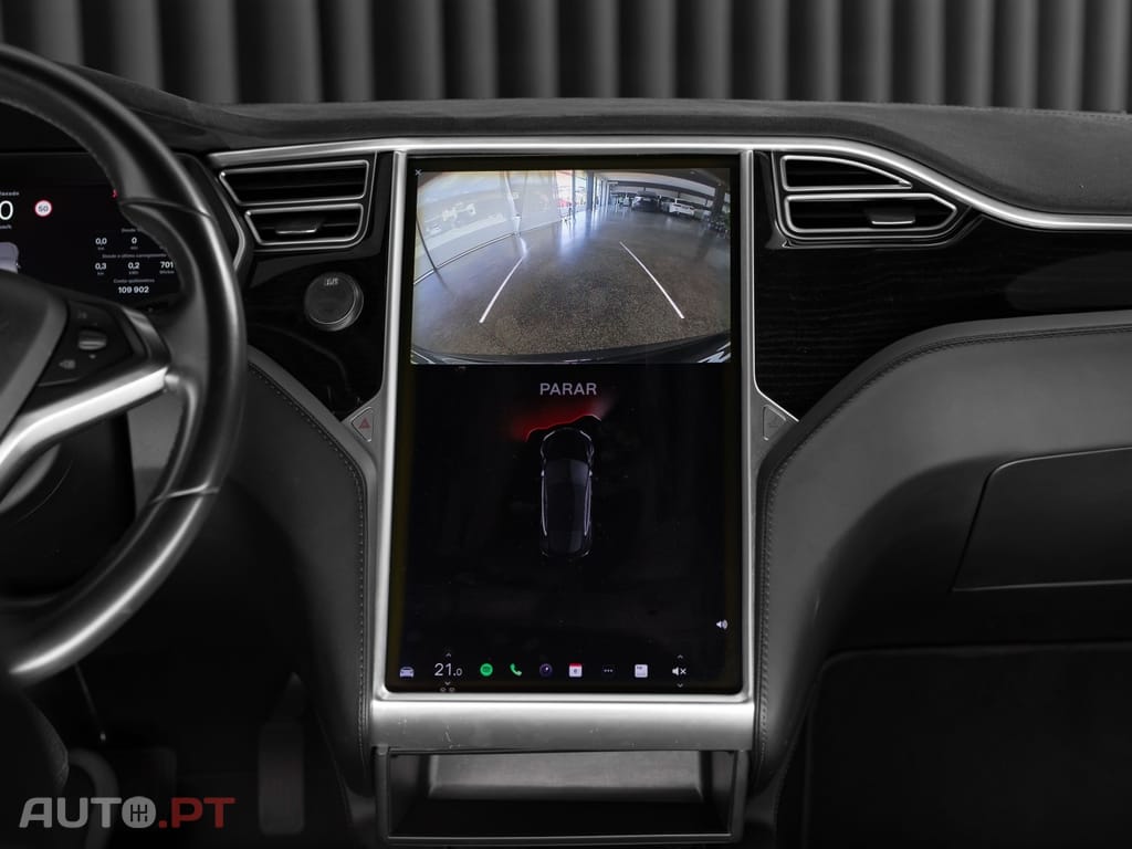 Tesla Model S 75