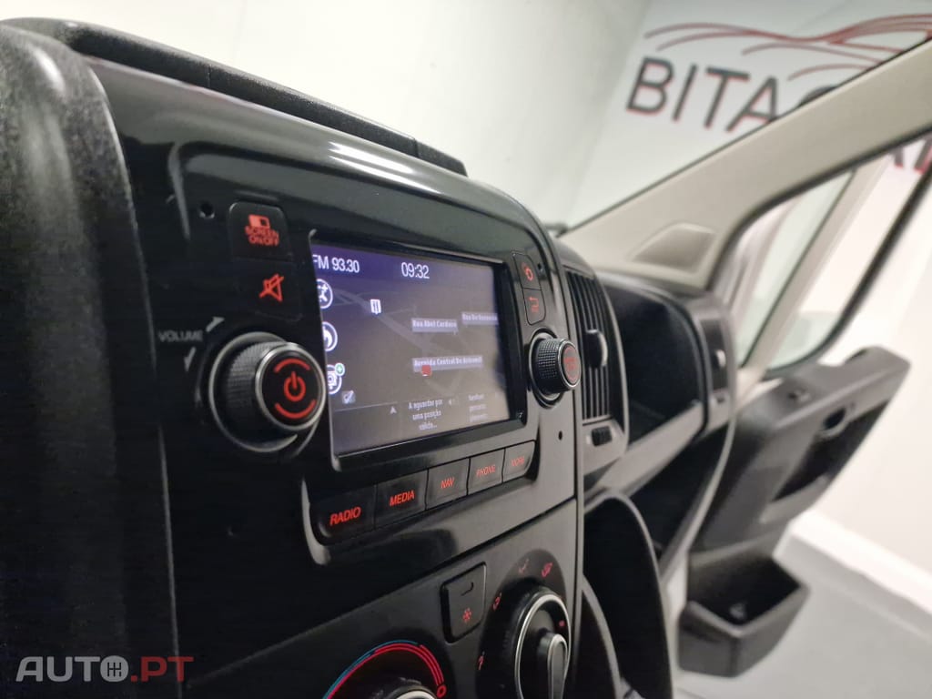 Peugeot Boxer 2.2 BlueHDi 335 L2H2 Pro GPS CAM. TRASEIRA IVA DEDUTIVEL