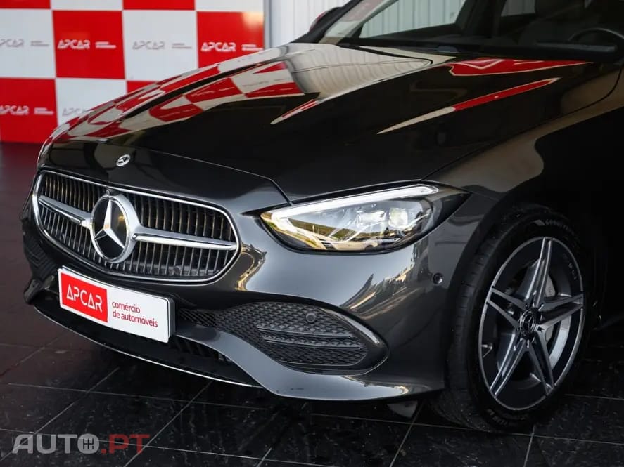 Mercedes-Benz C 300 e AMG Line