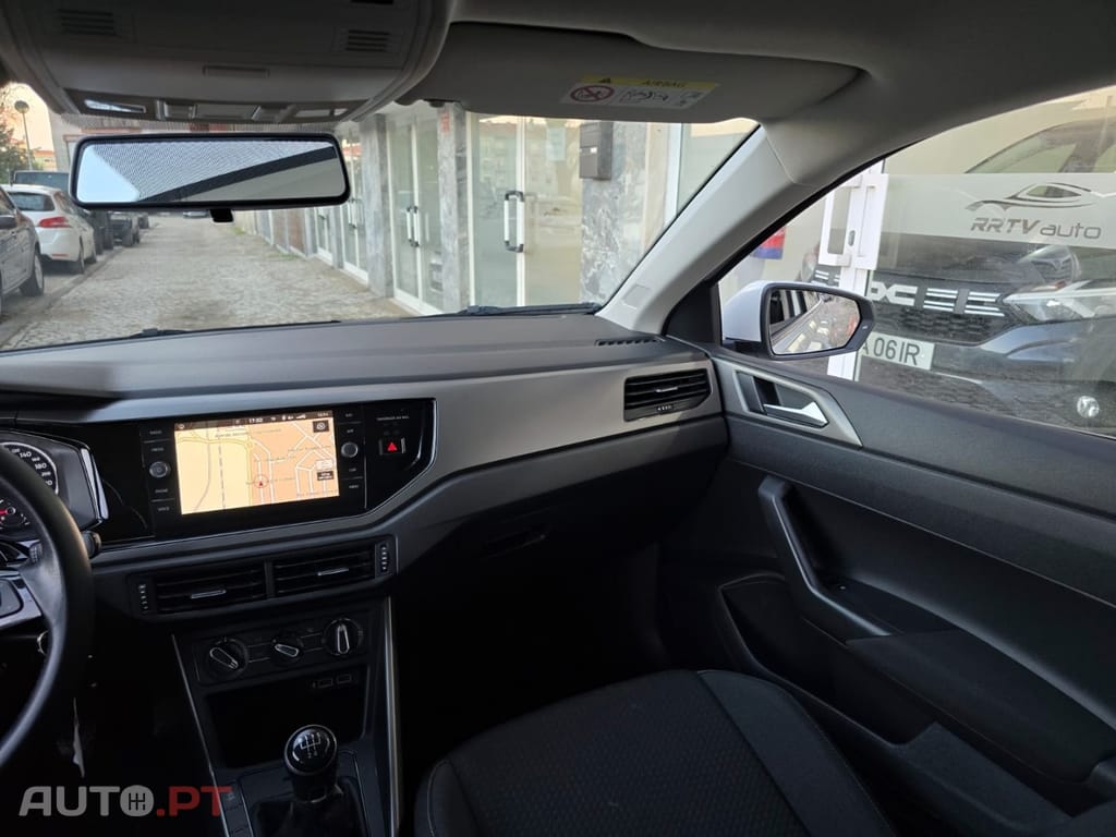 Volkswagen Polo 1.0 Confortline Nav