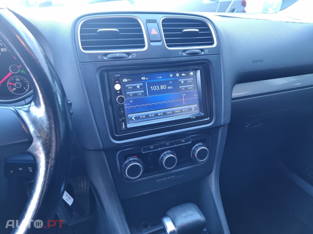 Volkswagen Golf 1.6 TDi Confortline DSG