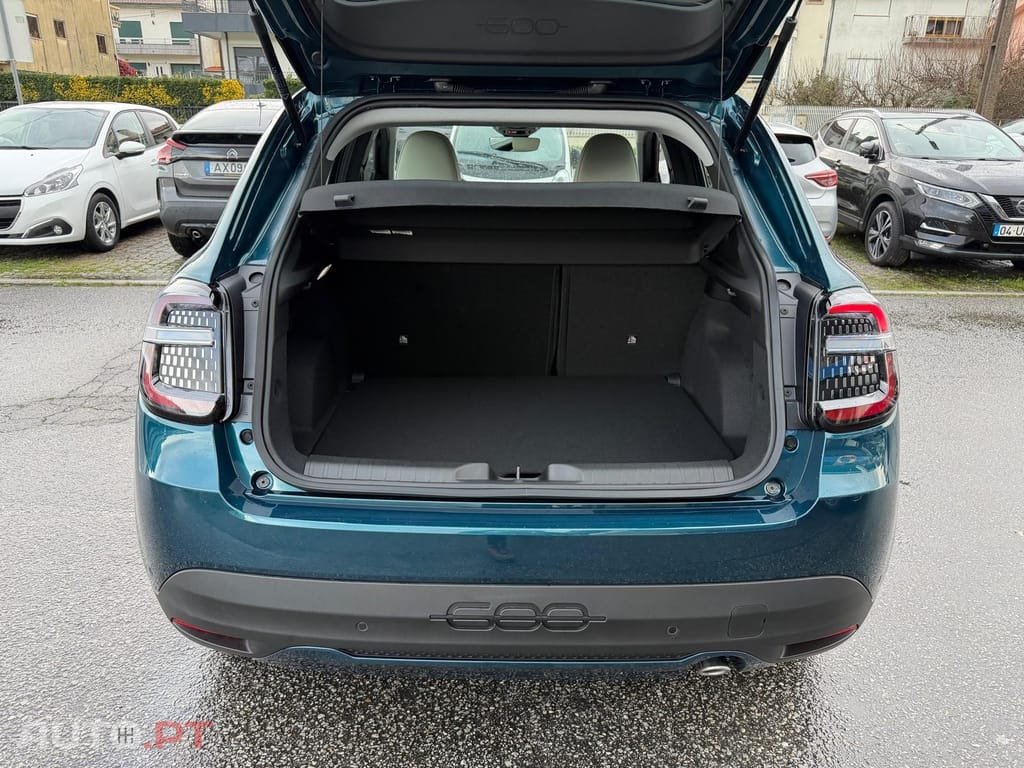 Fiat 600 1.2 Hybrid Icon